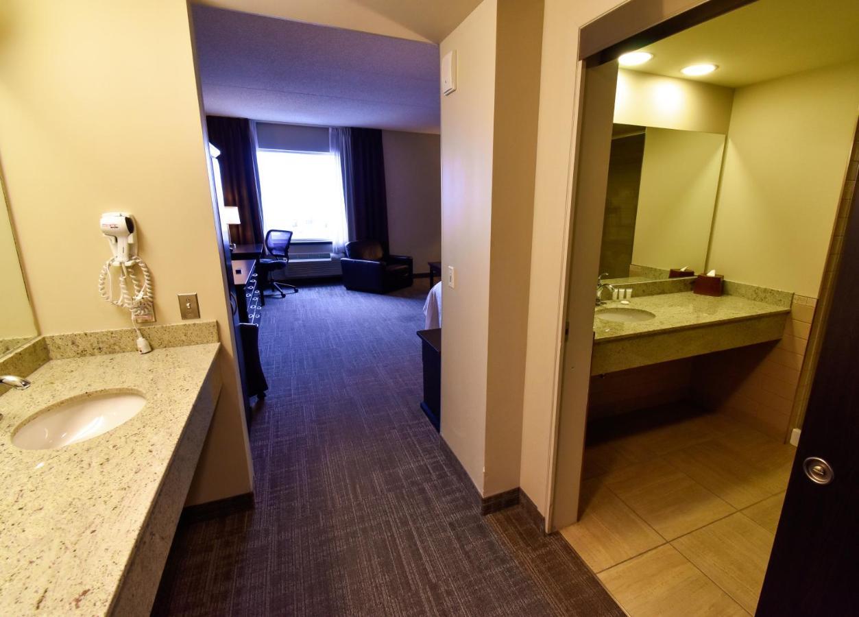Canad Inns Health Sciences Centre Winnipeg Bagian luar foto